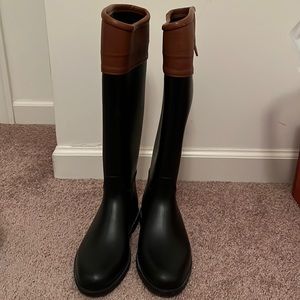 Rain boots, knee high, size 6, gently used great condition